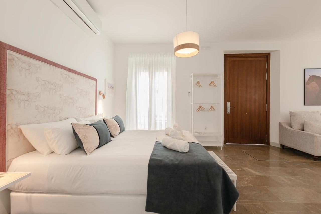 Isg Apartments Zaragoza-Free Parking Севиля Екстериор снимка