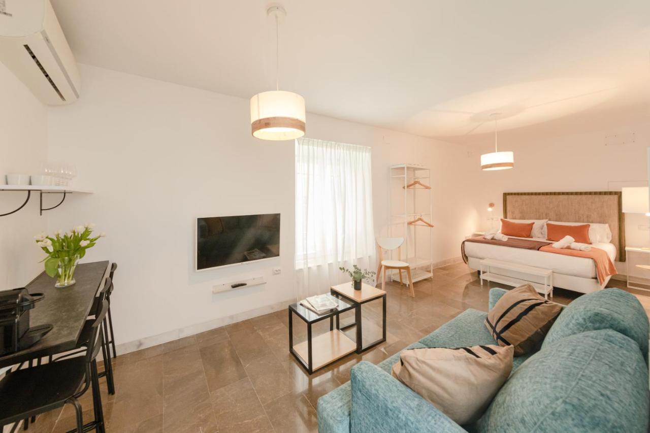 Isg Apartments Zaragoza-Free Parking Севиля Екстериор снимка