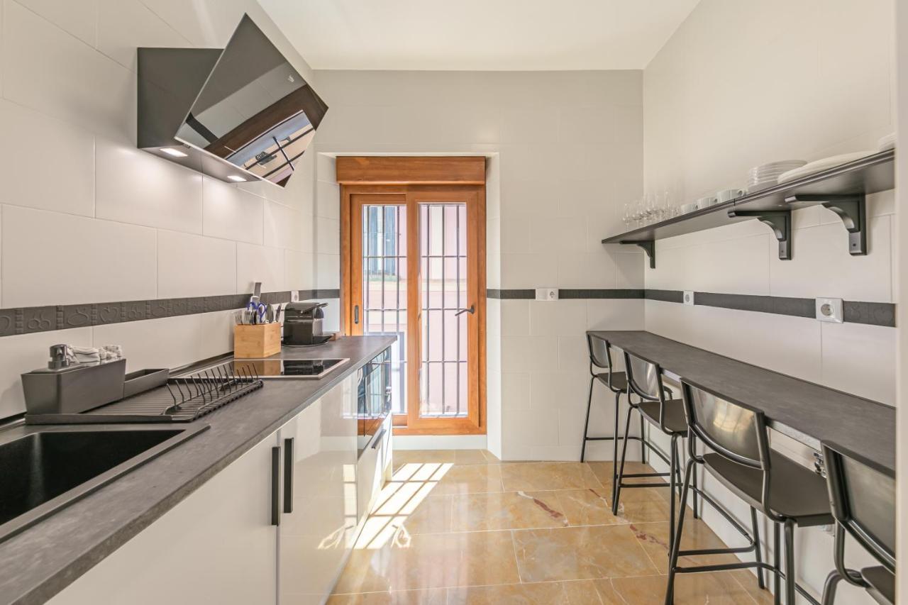 Isg Apartments Zaragoza-Free Parking Севиля Екстериор снимка