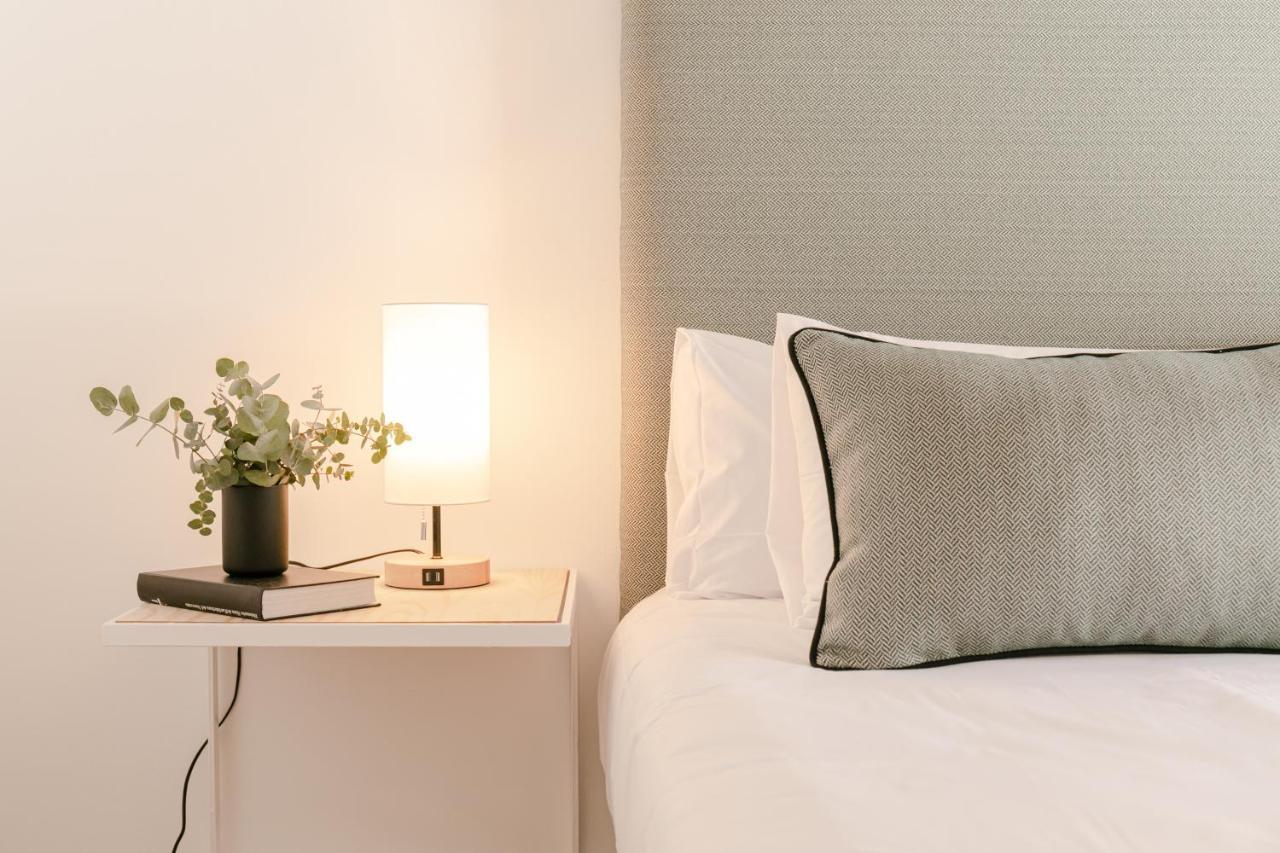 Isg Apartments Zaragoza-Free Parking Севиля Екстериор снимка