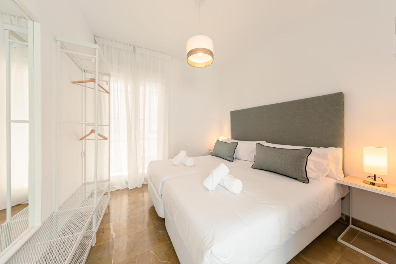 Isg Apartments Zaragoza-Free Parking Севиля Екстериор снимка