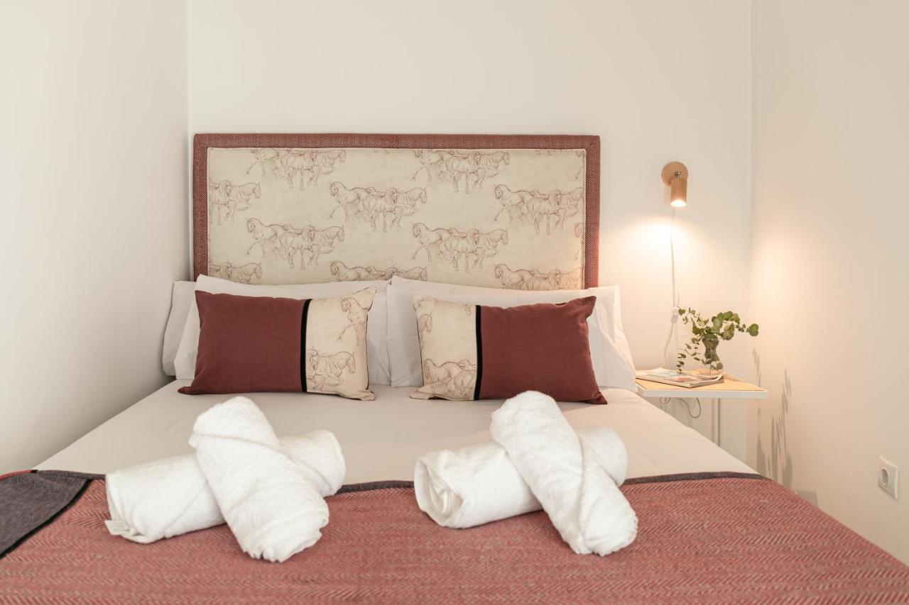 Isg Apartments Zaragoza-Free Parking Севиля Екстериор снимка